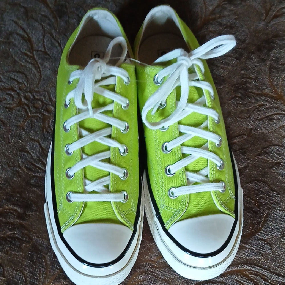 Vibrant Green Lace-Up Sneakers